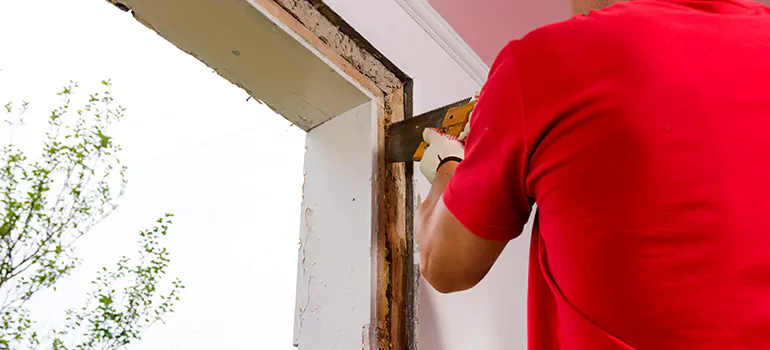 Residential Accordion Door Repair in Winter Springs, FL